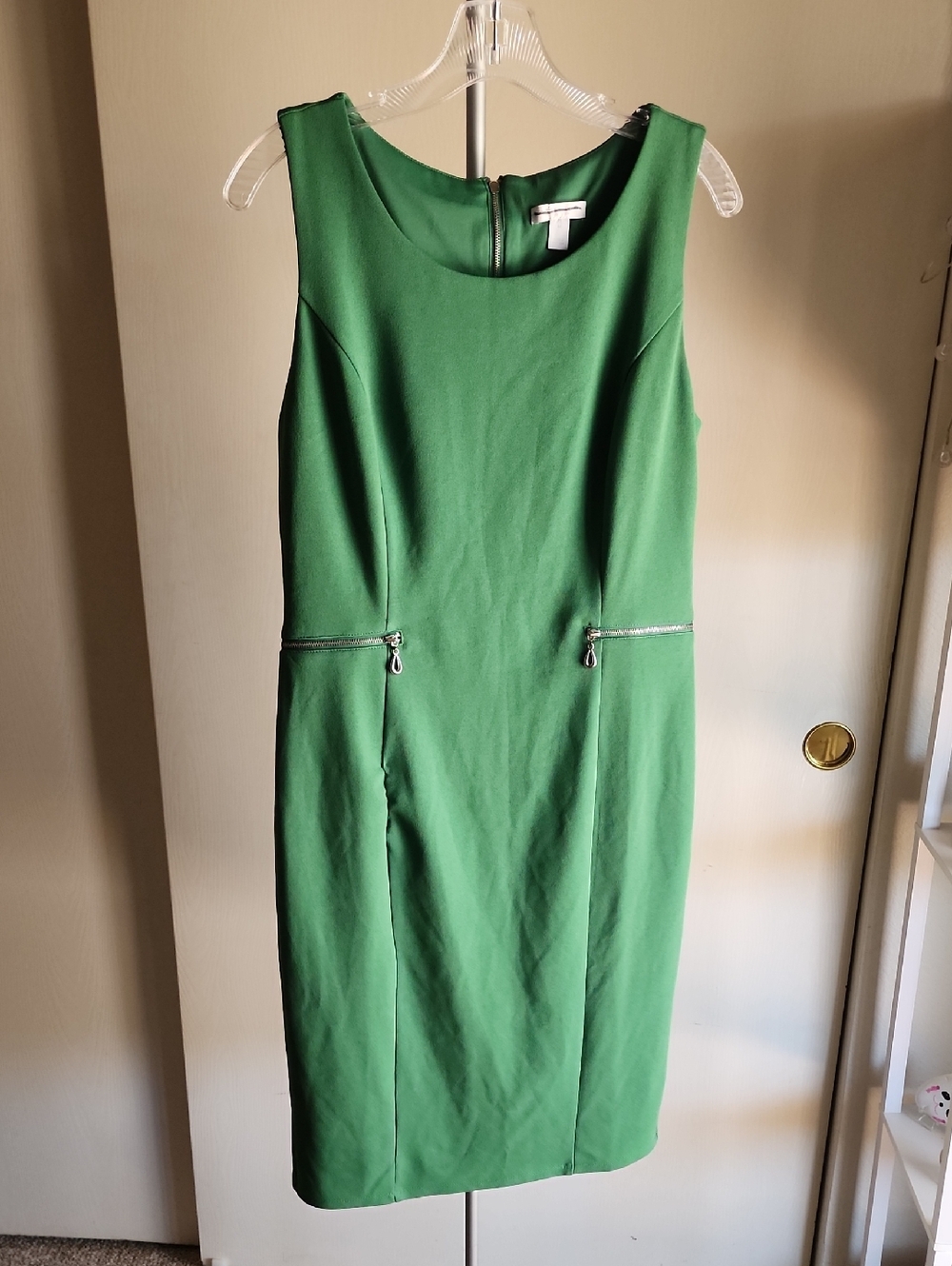 "New York & Co" Sleeveless Dress 💚